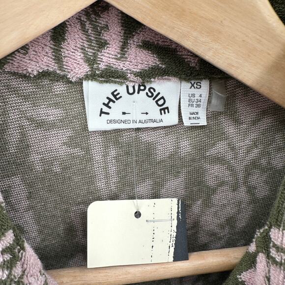 THE UPSIDE NWT Evereve Cocos Collared Stella Terry Cloth Shirt // XS - Picture 8 of 15